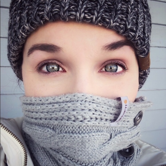 Meet your Posher, Sarah - Picture 1 of 1